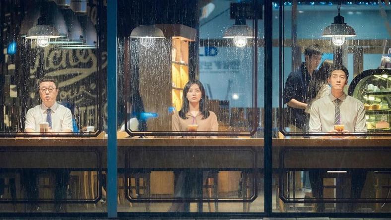 小镇女孩的上岸执念,和她原地踏步的六年人生